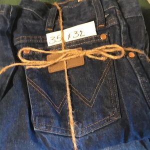 Seven pairs of Men’s jeans 35 x 32